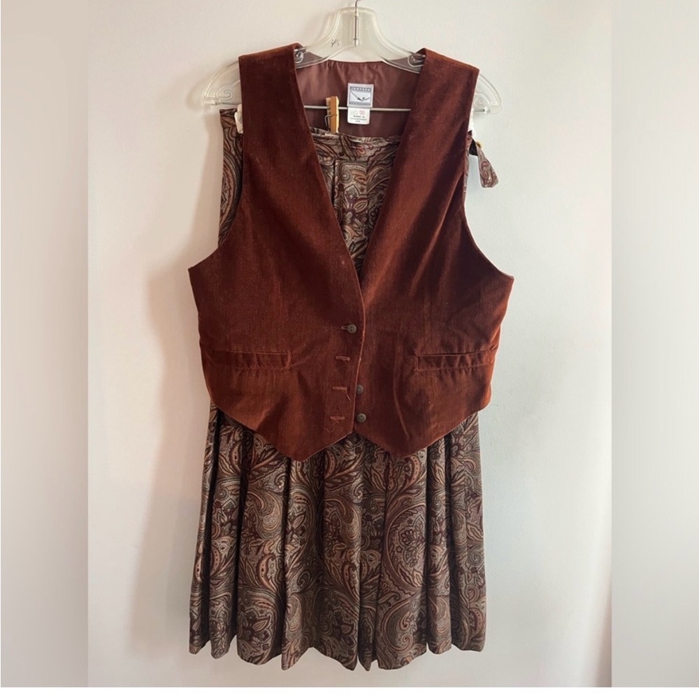 Vintage Jantzen Cotton Vest (Large) + Liz Claiborne Wool Skirt (size 12) Set